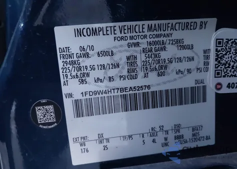 2011 Ford F450 z USA, uszkodzony, nr VIN 1FD9W4HT7BEA52576